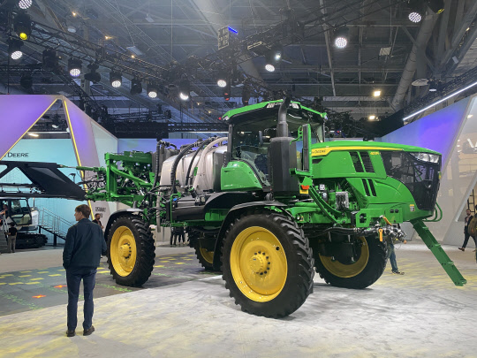 존 디어 Self propelled sprayer